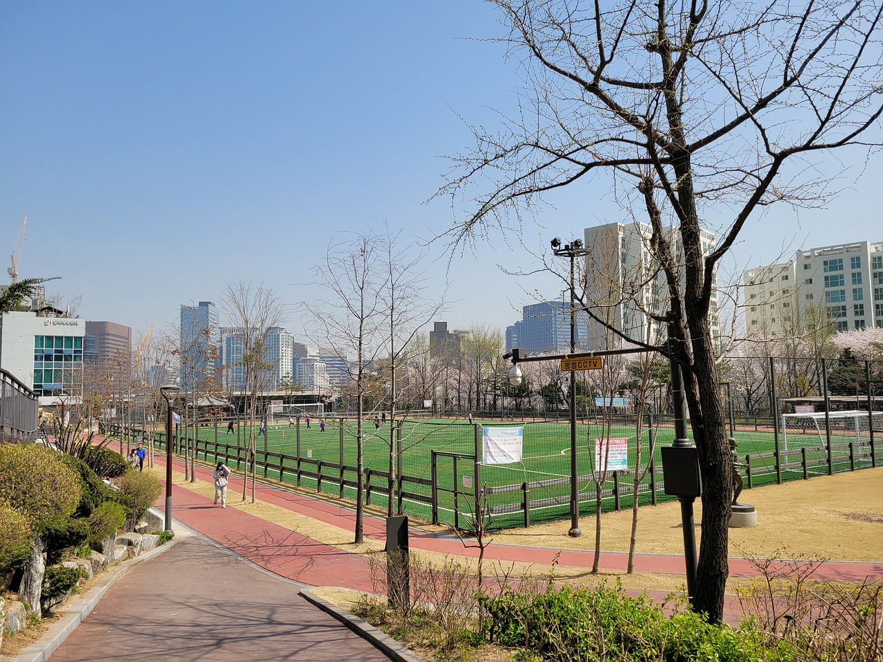 了前场的进 了前场的进